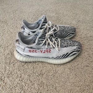 Adidas Yeezy Boost 350 V2 Zebra Sneakers
